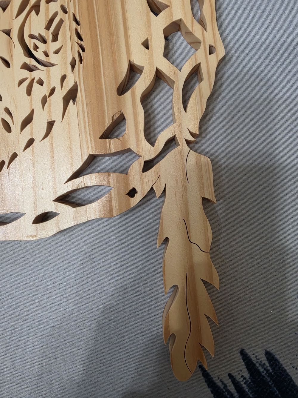 Scroll-saw Cut Wooden Bear Dreamcatcher W/ Feathers Wall Hanging Cutout Decor - Picture 8 of 9